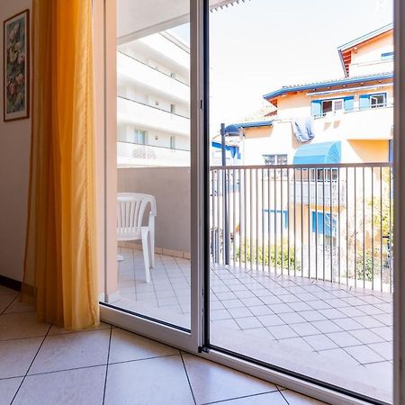 Ca' Mira Apartments Caorle Exteriör bild