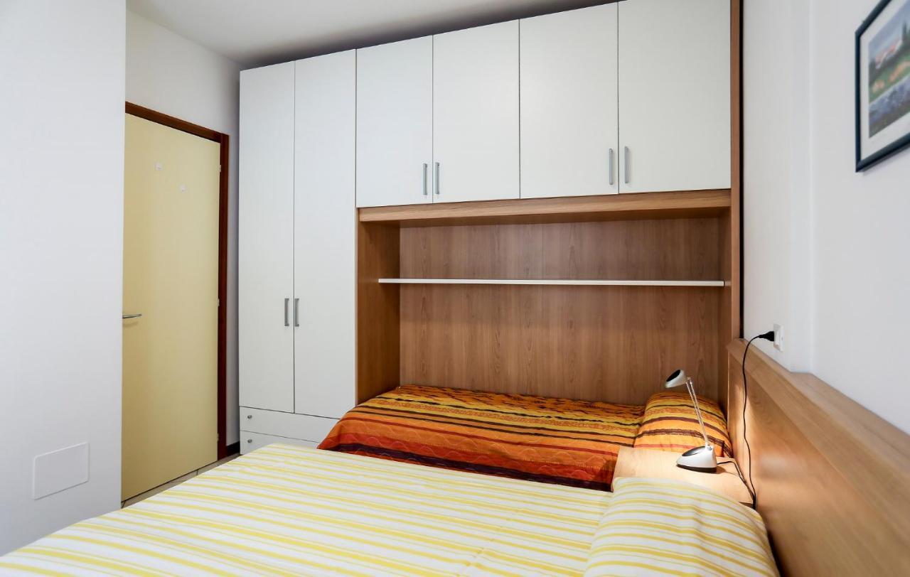 Ca' Mira Apartments Caorle Exteriör bild