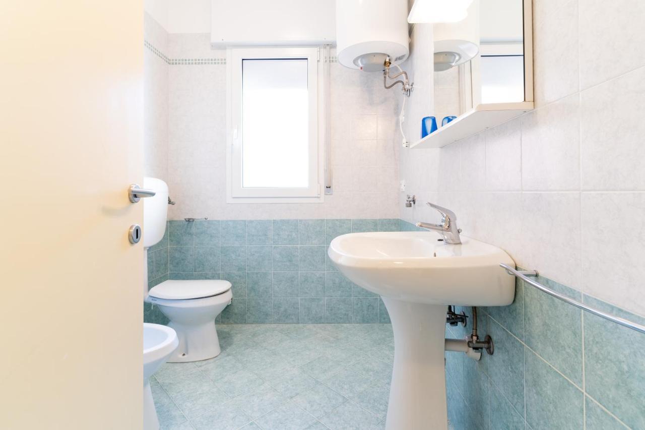 Ca' Mira Apartments Caorle Exteriör bild